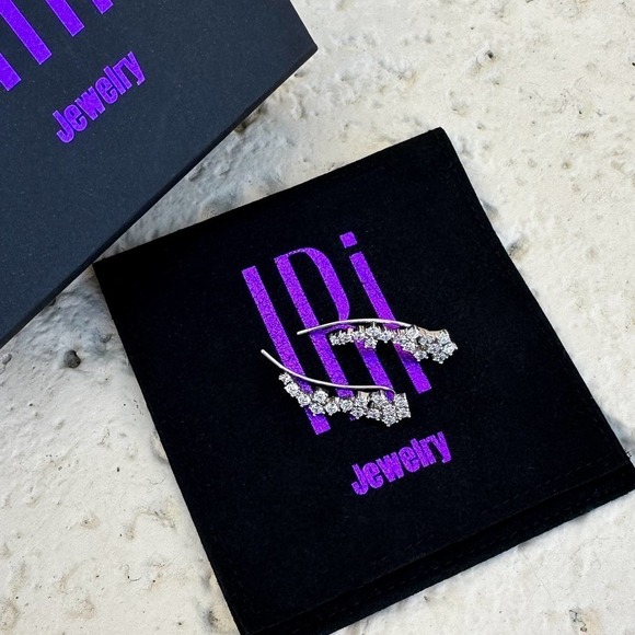 GALAXY EAR CLIMBERS - WHITE SILVER - Picture 4 of 5